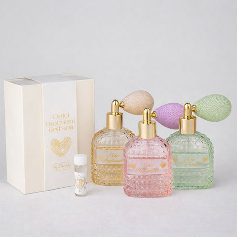 Diffusore spray bomboniera Note Profumate in vetro colorato con scatola regalo ed essenza inclusa