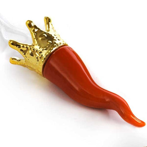 Corno in ceramica rossa e corona color oro