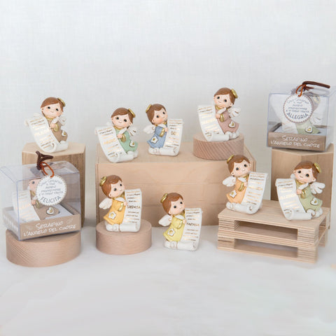 Angelo Serafino in Varianti di Colori e Frasi Uniche