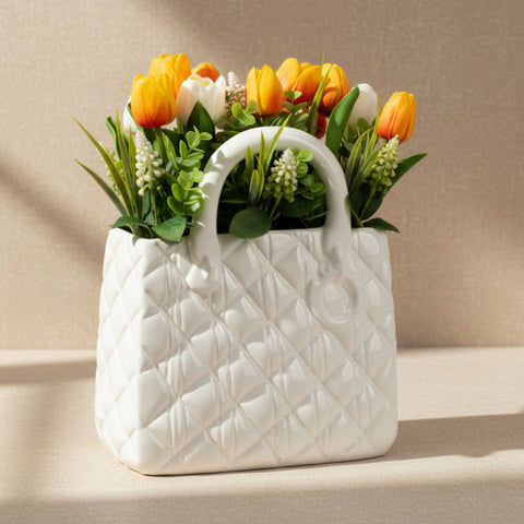 Vaso a Forma di Borsa con Tulipani