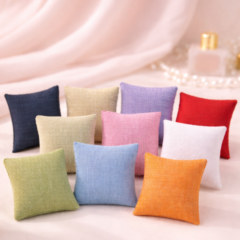 Sacchettini portaconfetti in juta colorata 6x6 cm disponibili in diversi colori per bomboniere e segnaposto