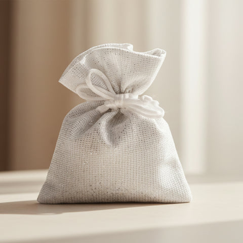 Sacchettino portaconfetti bianco in tessuto elegante
